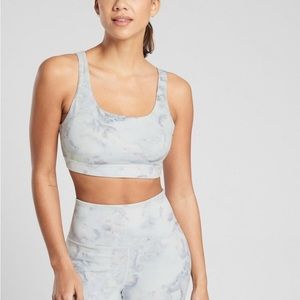 Athleta Exhale sports bra
